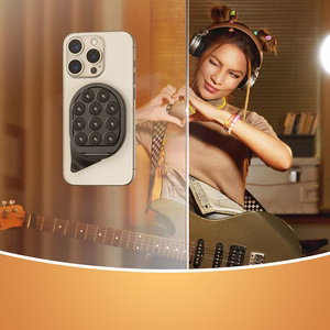 Magnetinis telefono laikiklis su siurbtukais Joyroom (ZS418) juodas