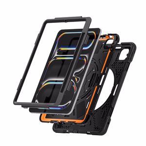 Усиленный защитный чехол Crong Defender Plus для iPad Pro 11″ M5 (2025) / M4 (2024), чёрный