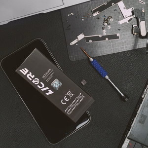 LICOR battery for IPHONE 14 Pro 3200 mAh