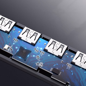 Ugreen USB Type C Šakotuvas - 4x USB 3.2 Gen 1 su USB-C maitinimo prievadu pilkas (CM219 70336)