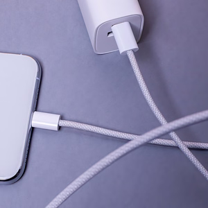 Maxlife MXUC-06 кабель USB-C - USB-C 1,0 м 20W серый нейлон