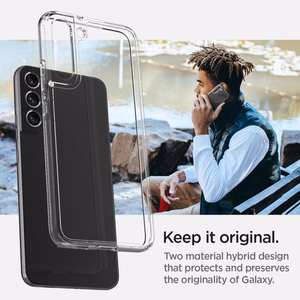 Spigen Ultra Hybrid case for Samsung Galaxy S22 crystal clear