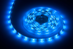 Комплект освещения: лента 5050 SMD на 150 светодиодов, блок питания и контроллер цвета