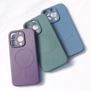 Magnetinis suderinamas silikoninis dėklas iPhone 15 Pro Max - pilkas