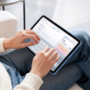 ESR Paper Feel 2шт закалённое стекло iPad 10.9" (2022) / 11" (2025)
