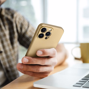 Чехол для iPhone 14 Pro Metallic золотой