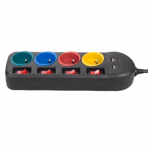 "Maclean" maitinimo juosta, 4 kištukinių lizdų ilgintuvas + 2xUSB, su jungikliais, 250VAC/10A, 2,1A 5V, 1,5 m, juoda, MCE229 B