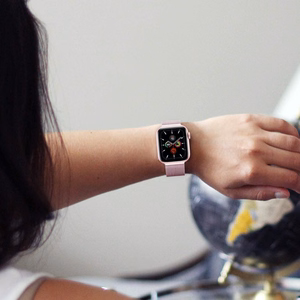 TECH-PROTECT MILANESEBAND APPLE WATCH 4 / 5 / 6 / 7 / 8 / 9 / SE / ULTRA 1 / 2 (42 / 44 / 45 / 49 MM) ЗОЛОТОЙ