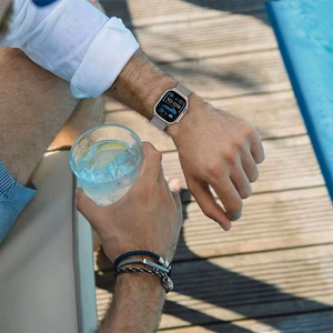 Tech-Protect Milano apyrankė Apple Watch 6 / 7 / 8 / 9 / 10 / SE / Ultra 1 / 2 (44 / 45 / 46 / 49 MM) - juoda