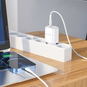 Borofone сетевое зарядное устройство BN4 Potential - USB + Type C - QC 3.0 PD 2.0 20W белый