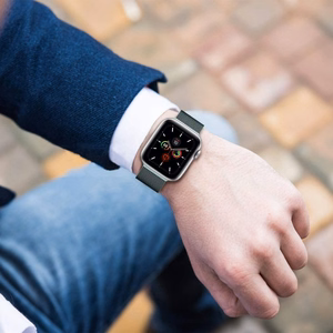 TECH-PROTECT MILANESEBAND APPLE WATCH 4 / 5 / 6 / 7 / 8 / 9 / SE / ULTRA 1 / 2 (42 / 44 / 45 / 49 MM) ЗОЛОТОЙ