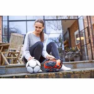 Black & Decker BDCINF18N-QS oro kompresorius 160 l/min AC / cigarečių degiklis