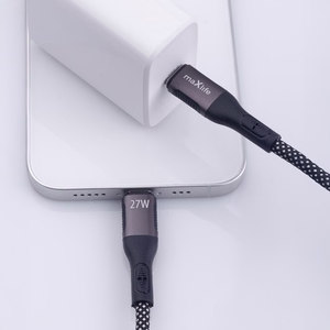 Maxlife MXUC-11 magnetinis kabelis USB-C - Lightning 1,0 m 27W juodas nailonas