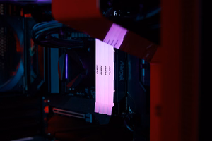 Kingston Technology FURY 16GB 3200MT/s DDR4 CL16 DIMM (2 vnt. rinkinys) Renegade RGB