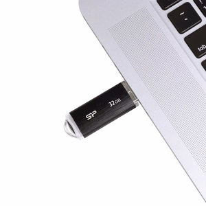 Silicon Power Ultima U02 USB atmintinė 32 GB USB Type-A 2.0 juoda
