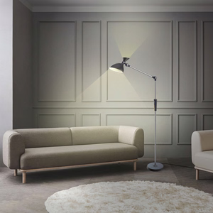 LED floor lamp with dimmer and adjustable colour temperature