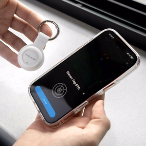 Белый Bluetooth-трекер Blavec BTG-02 с кольцом для ключей для устройств Apple и Android (BTBTG02-KW)