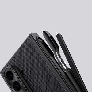 Nillkin Super Frosted Shield Fold Magnetinis dėklas Samsung Galaxy Z Fold 7, MagSafe suderinamas, su S Pen Space - juodas