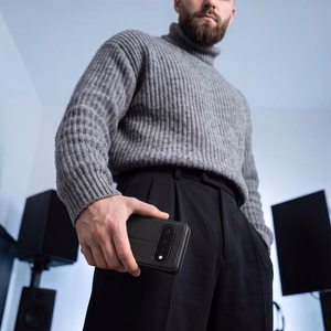 Tech-Protect Wallet dėklas, skirtas „Google Pixel 11 / 11 Pro“ – matinis juodas
