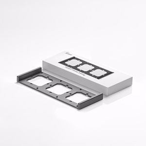 Рамка для тройного выключателя M5 80 SONOFF M5-3C-80-F (графит/чёрный)