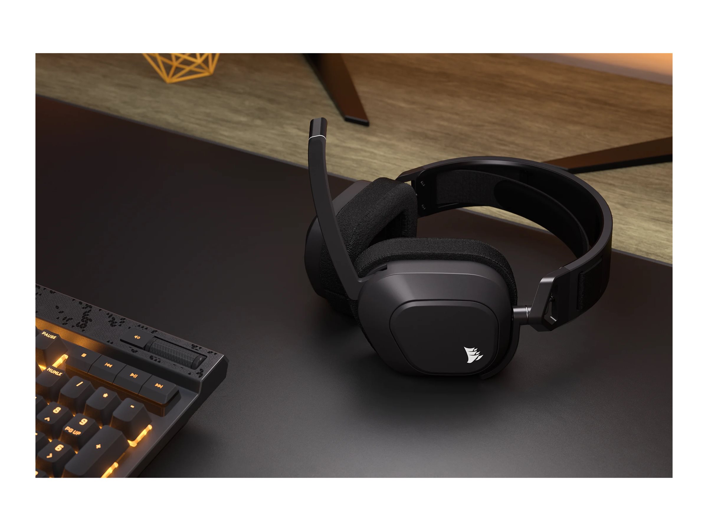 CORSAIR HS80 MAX Беспроводные наушники SG
