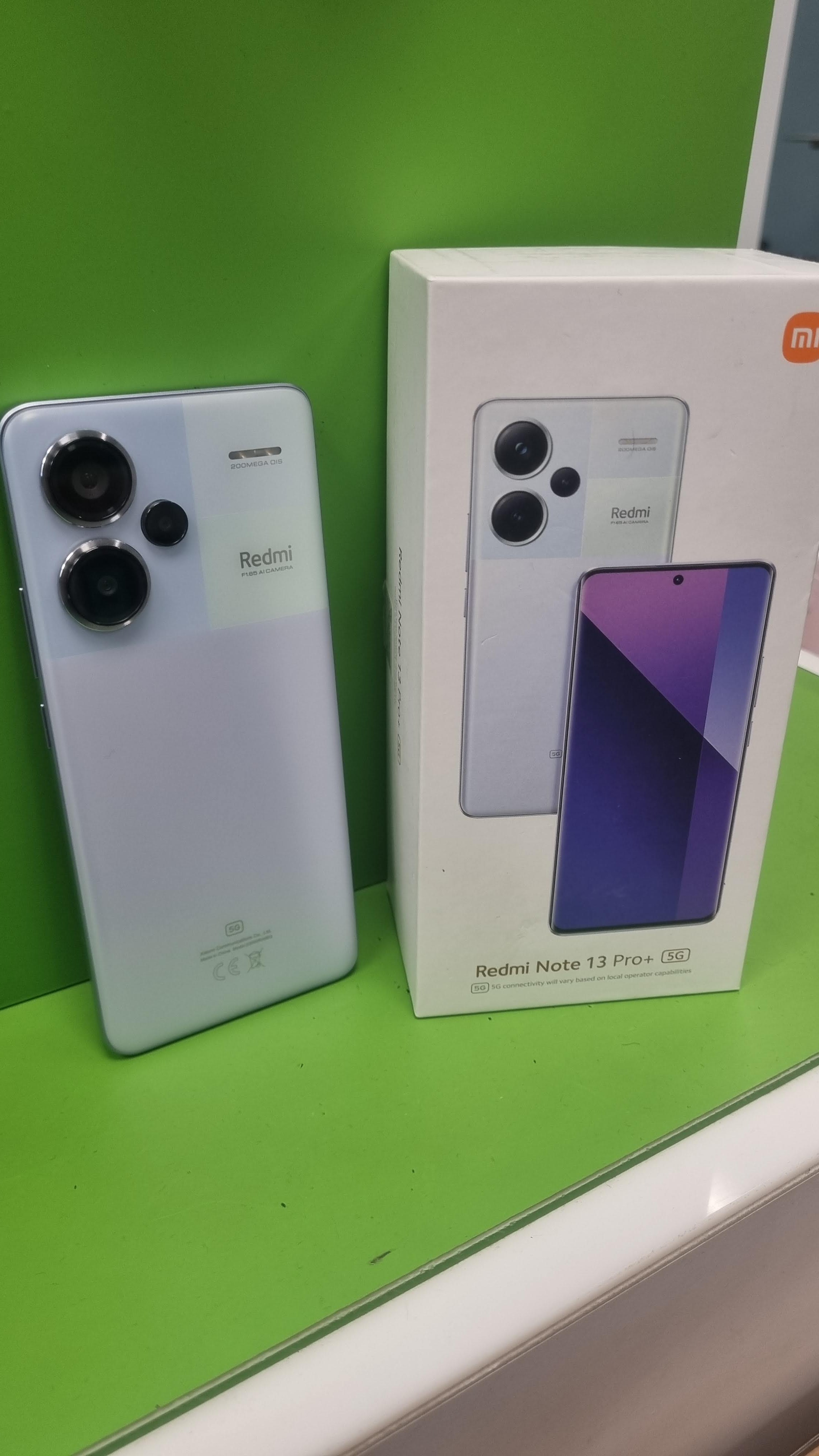 Redmi Note 13 Pro+ 5G 512GB (Ekspozicinė prekė)