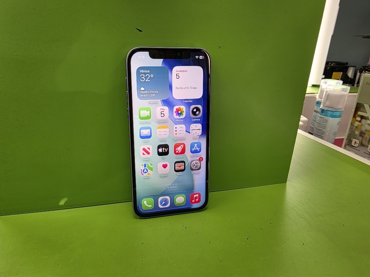Apple iPhone 12 64GB (used)
