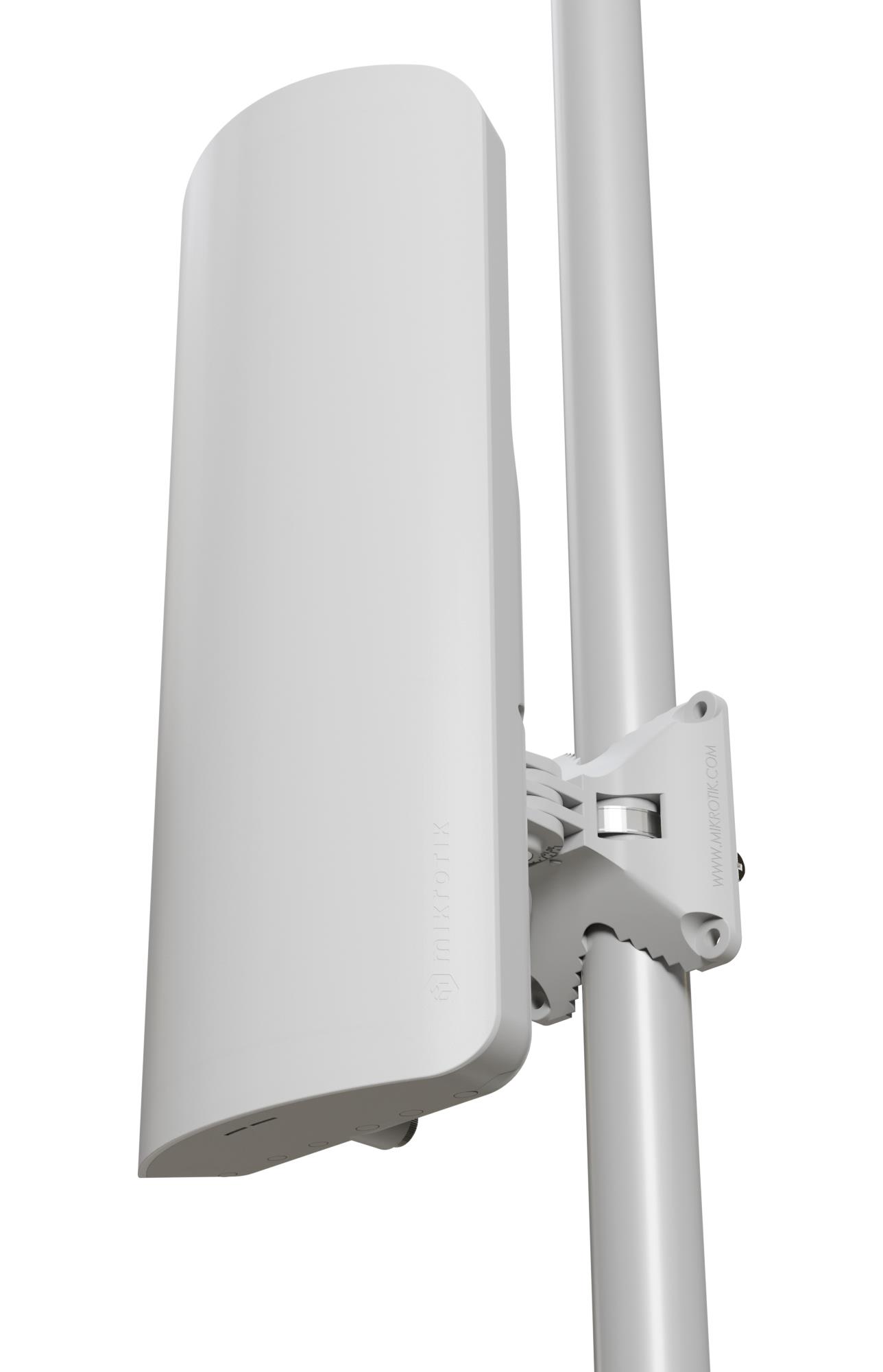 Точка доступа MikroTik L22UGS-5HAXD2HAXD-15S 1x LAN