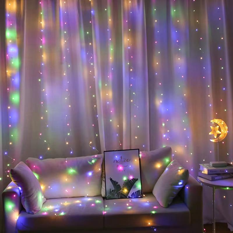 LED užuolaida (300 LED lempučių) 3Mx3M įvairiaspalvė