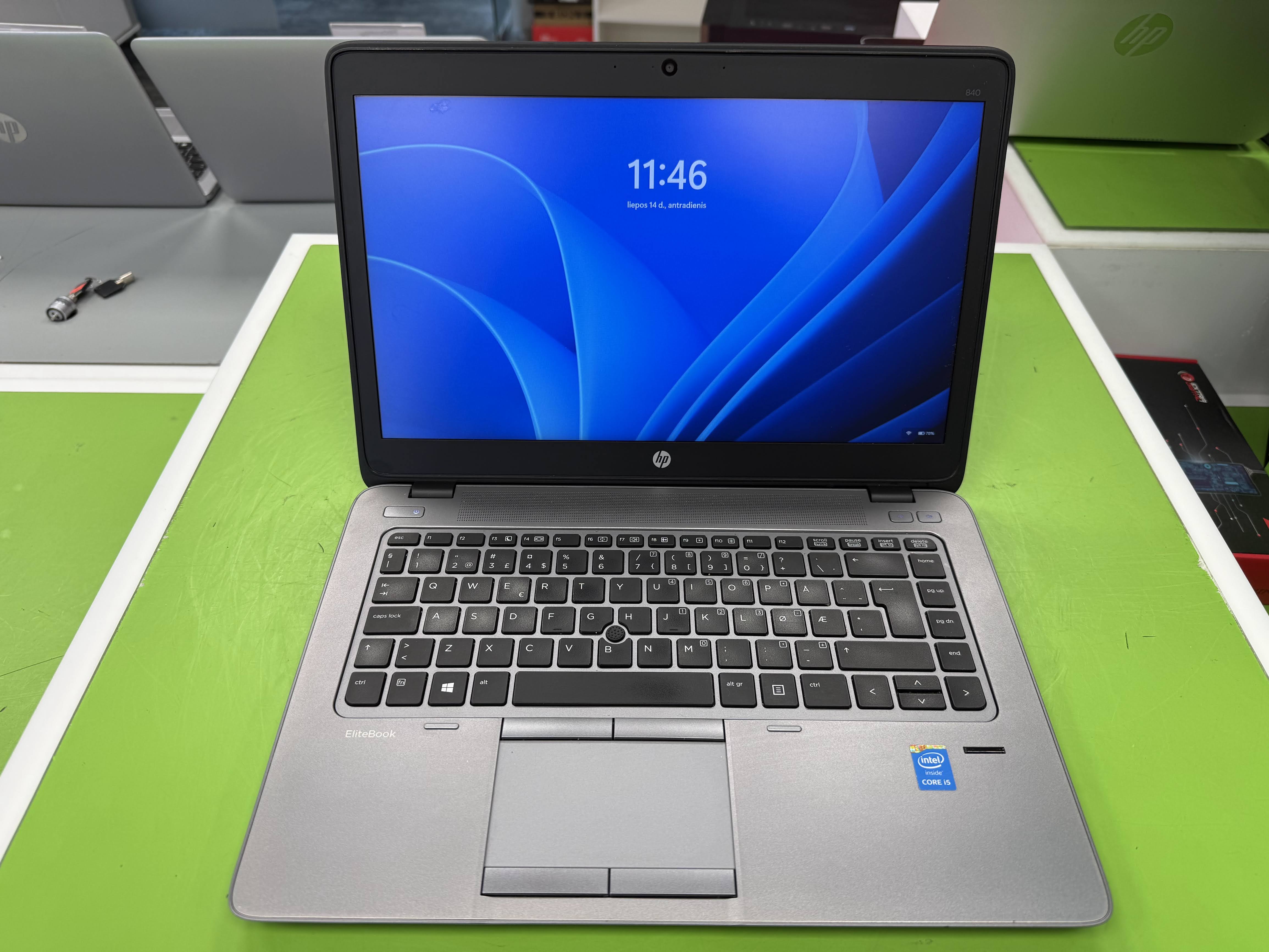 HP EliteBook 840 G2 i5-5200U / 256GB SSD / 8GB DDR3 / 14.0"