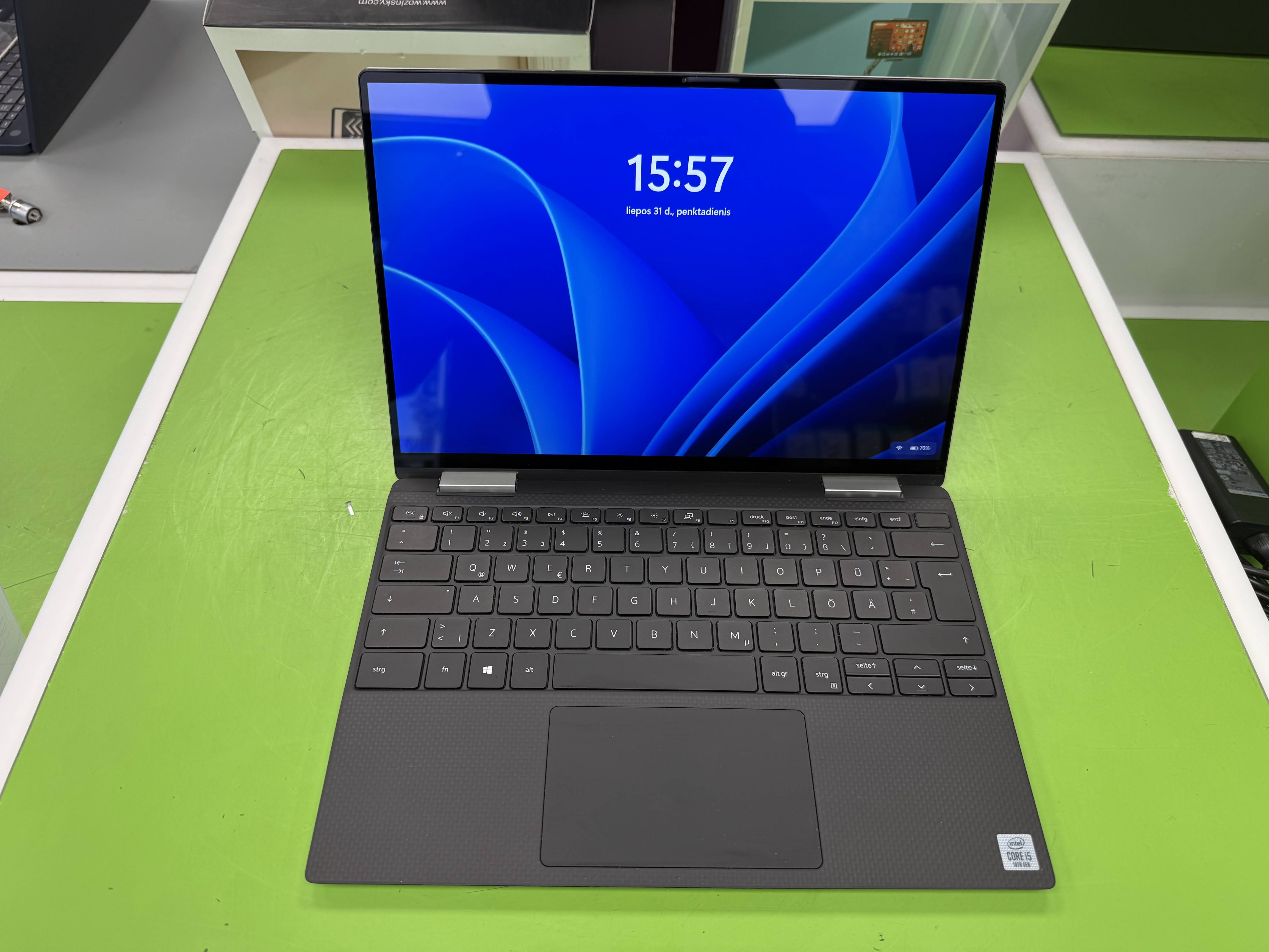 Dell XPS 13 7390 2in1 i5-1035G1 / 256GB NVMe / 8GB DDR4 / 13.4"