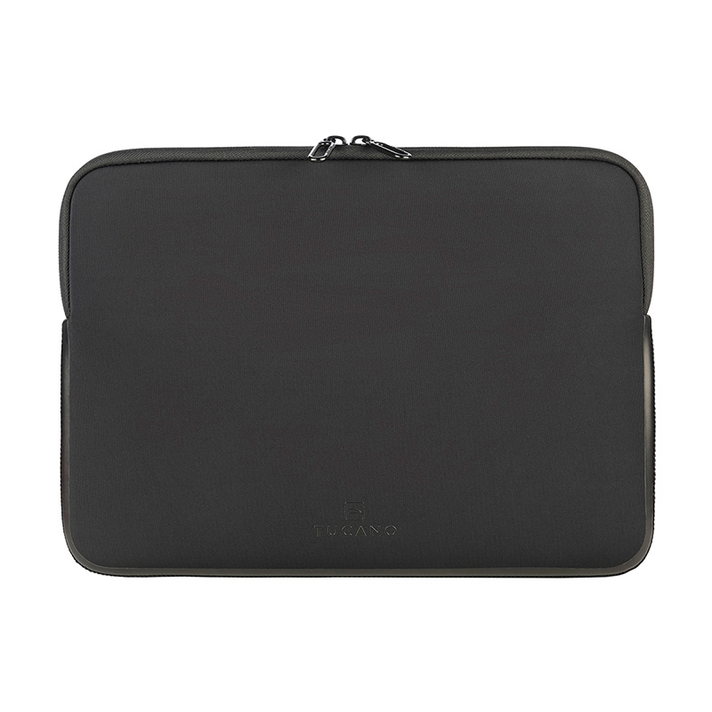 Juoda Tucano Elements 2 4 mm neopreno įmautė MacBook Air 13 col. (2018–2024), MacBook Pro 13 col. (2016–2022) ir 12 col. nešiojamiesiems kompiuteriams