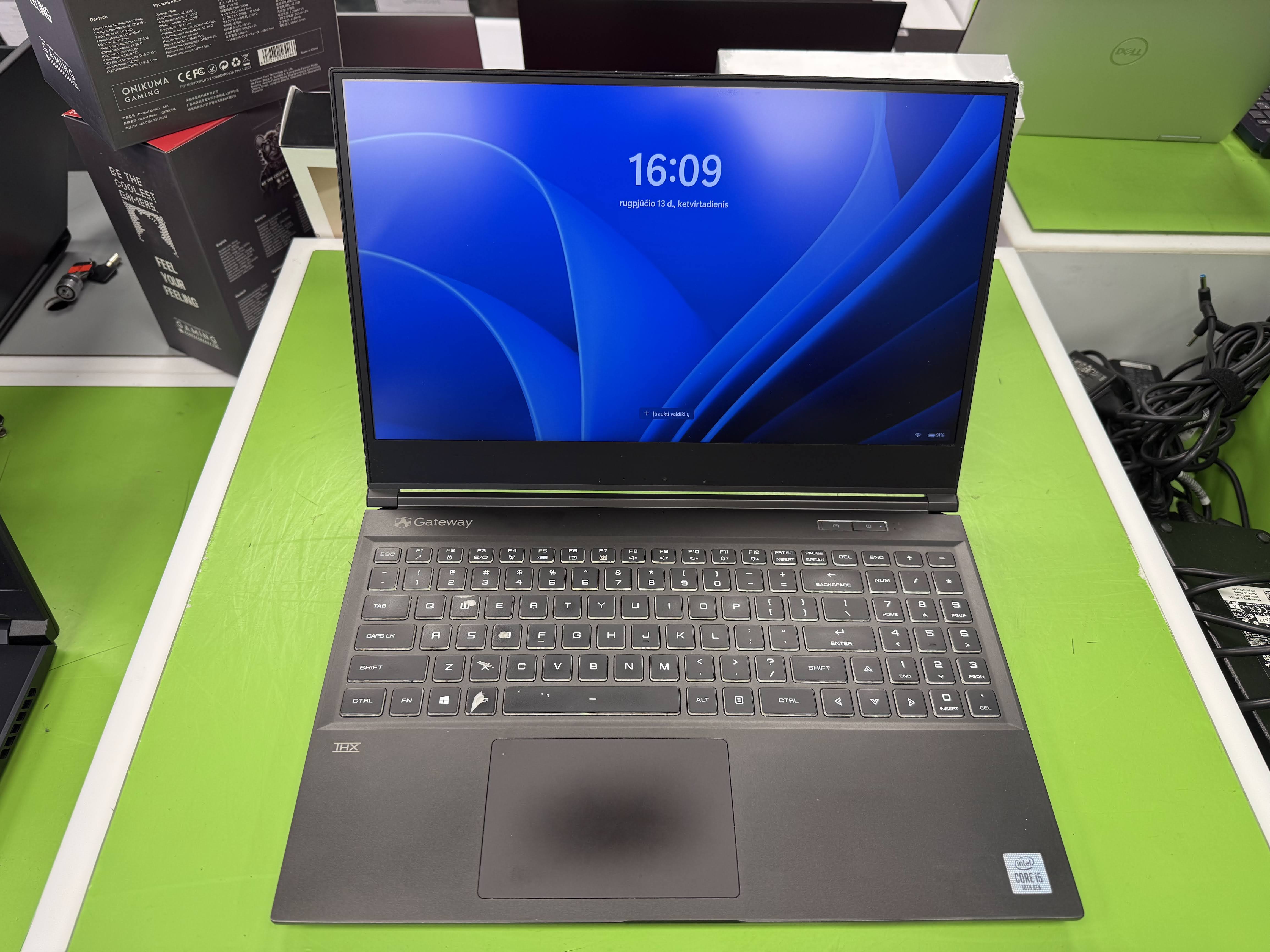 Gateway GWTN156-3BK i5-10300H / RTX 2060 / 512GB SSD / 16GB DDR4 / 15.6"
