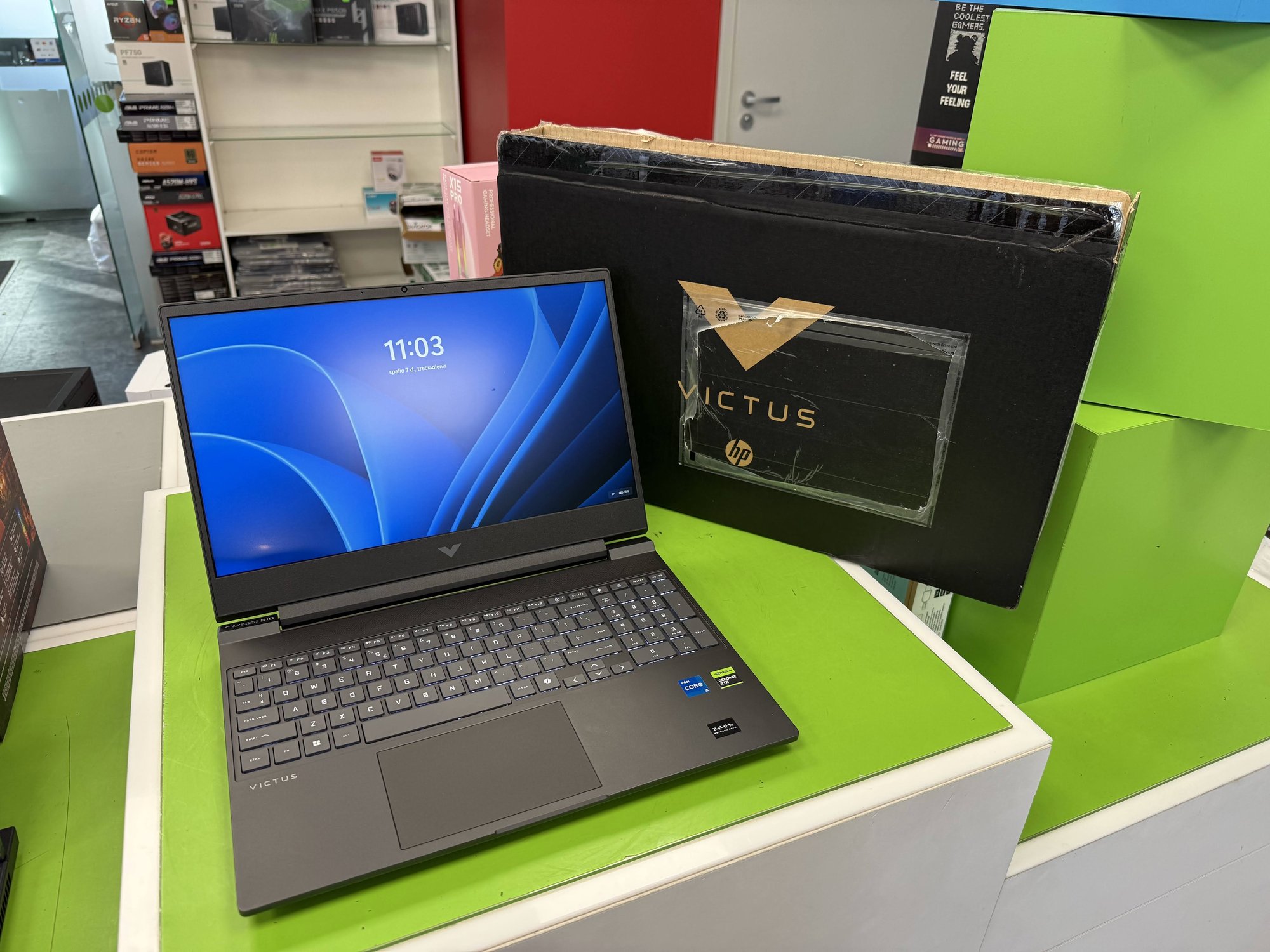 HP Victus Gaming 15-fa2243nw i5-13420H / RTX 4050 / 16GB DDR4 / 512GB NVMe / 15.6"