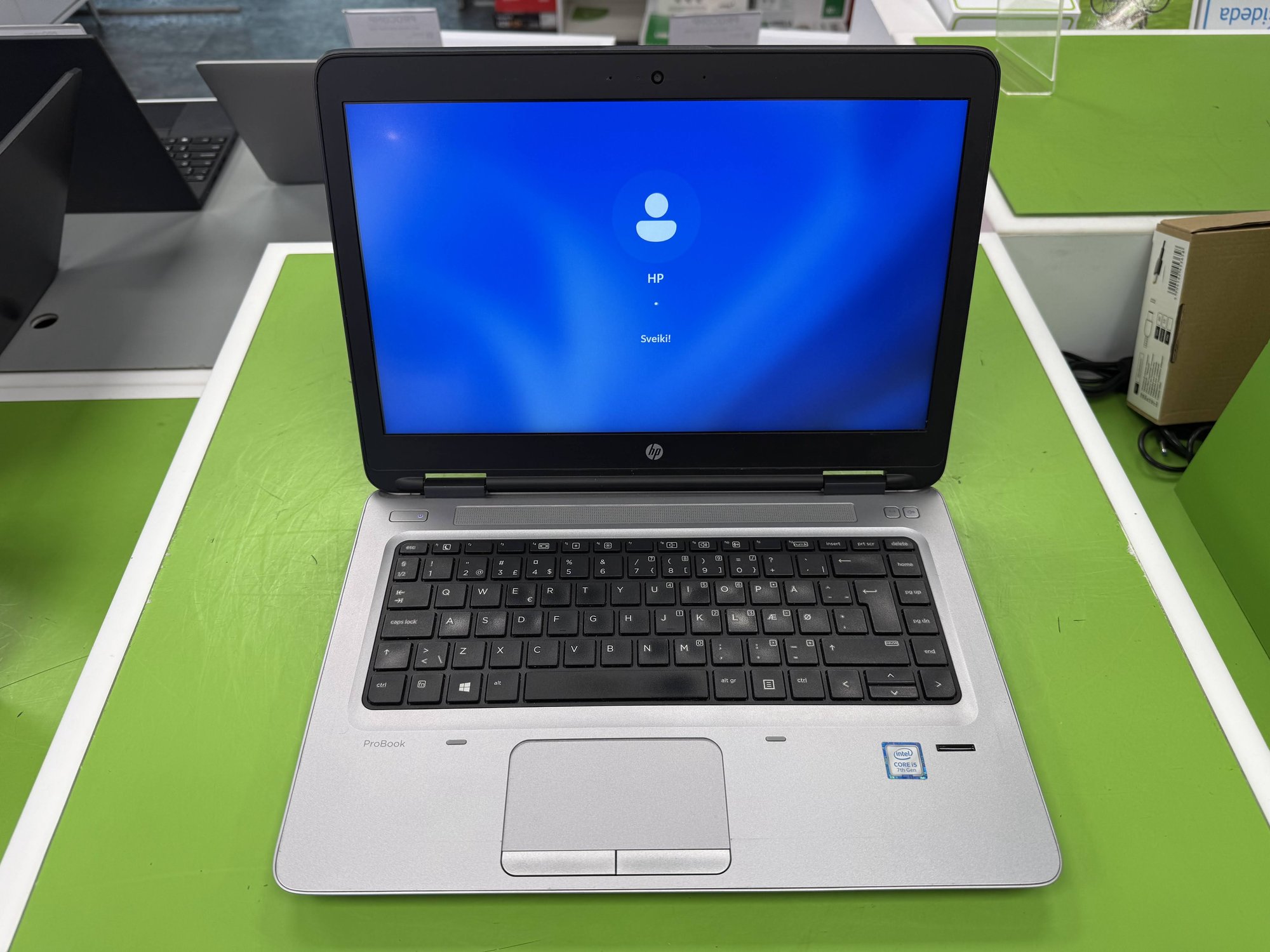 HP ProBook 640 G3 i5-7200U / 256GB SSD / 8GB DDR4 / 14.0"
